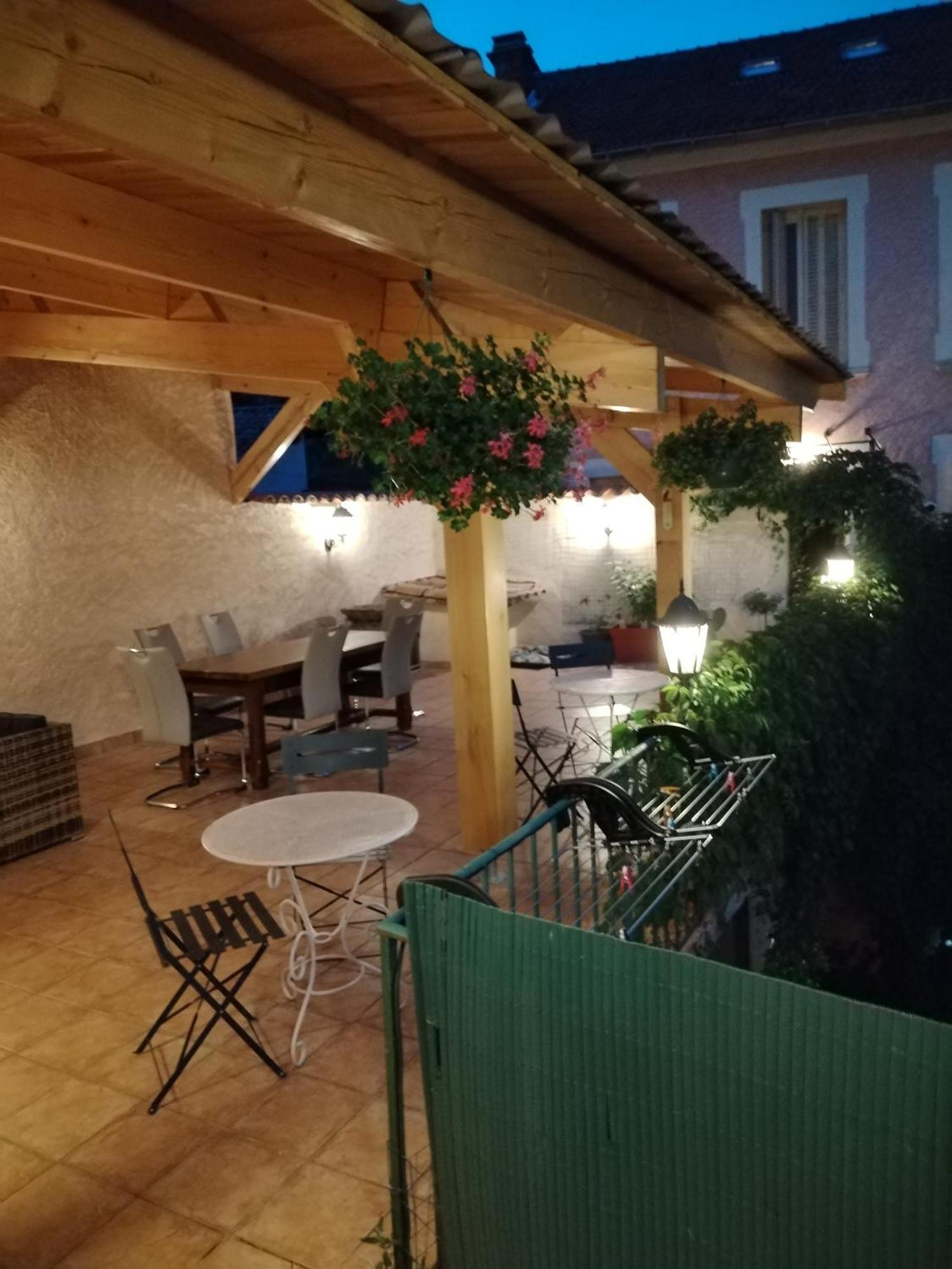 세러스 Rose Des Alpes B&B 외부 사진
